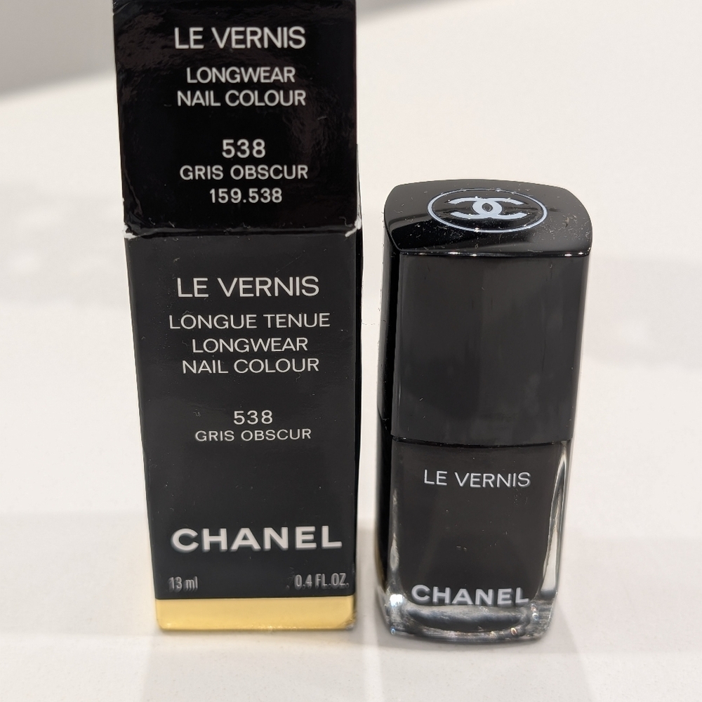 CHANEL Le Vernis Longwear Nail Colour - Gris Obscur